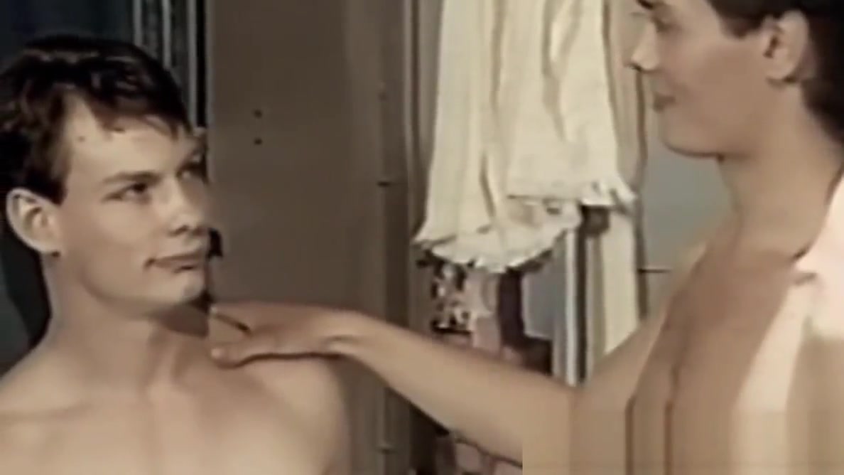 Slim young homosexual takes it up the ass in the shower