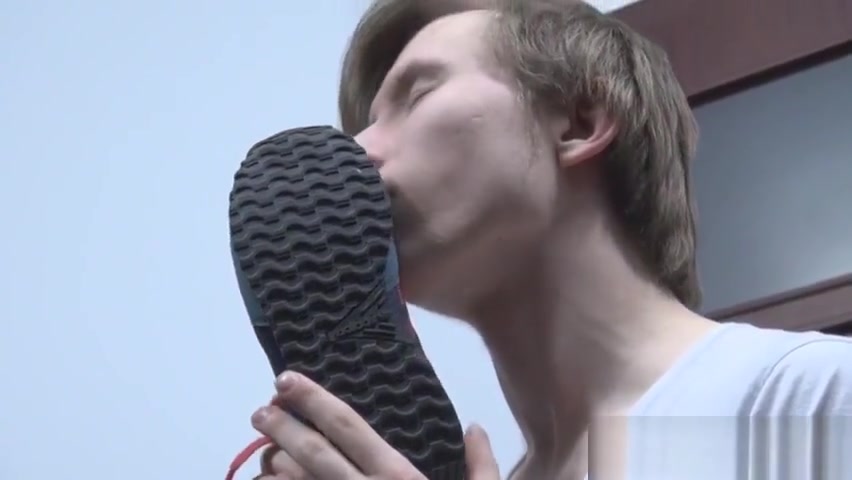 Gay hunks feet massaged