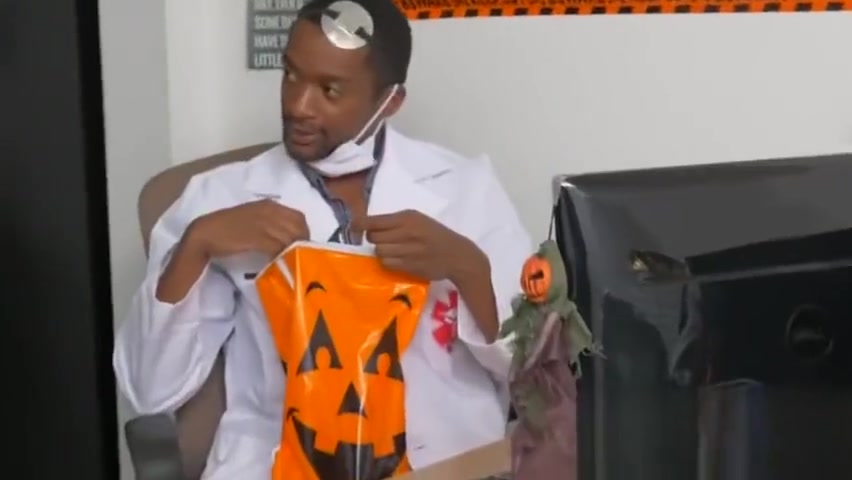 Gay queers celebrate halloween with interracial gay threesome in the office