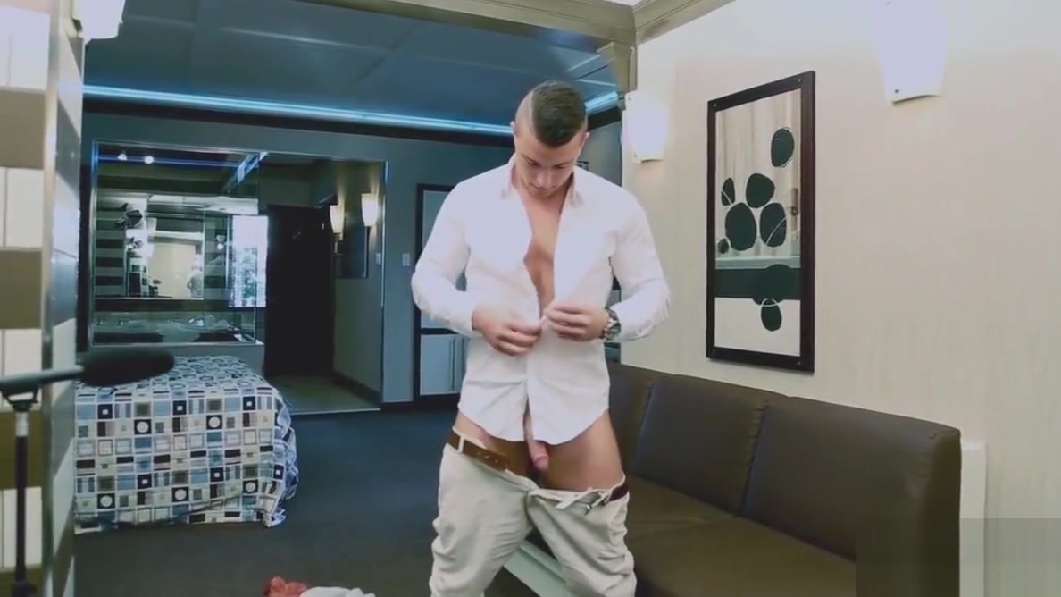 Maskurbate Straight French Male Jerks Cock In Front Of Boy