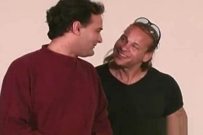 Middle aged kinky gay dude gets gangbanged