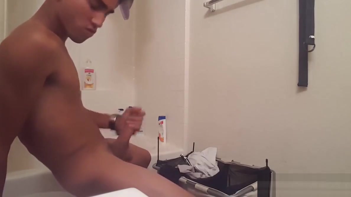 Shower Jacking Twink Webcam Show