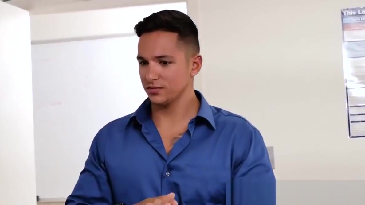 Office guy getting anal and mouth smashed in threesome