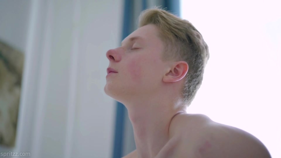 Sweet young fit twink Elias strokes a hot load out