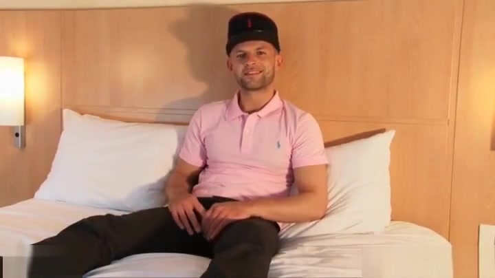 Cock massage for a real straight guy, gets wanked in spite of him. (Pierre)