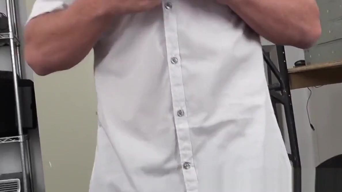 Straight casting hunk nailed in untouched ass