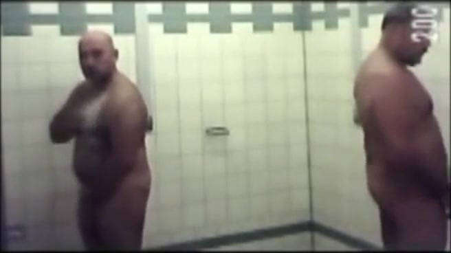 MATURE MEN POOL SHOWERS