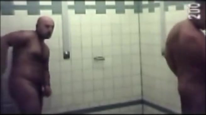 MATURE MEN POOL SHOWERS