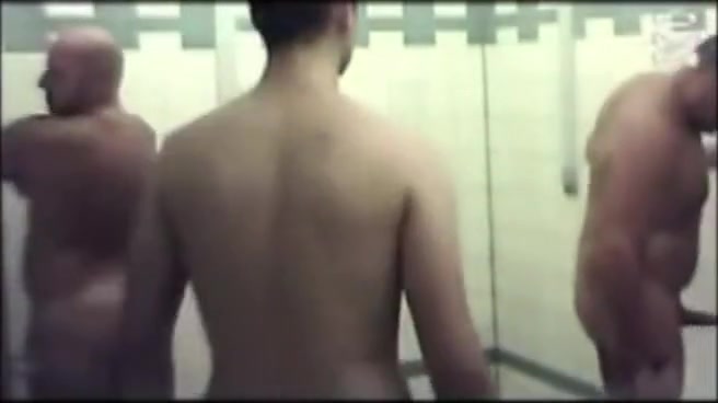 MATURE MEN POOL SHOWERS