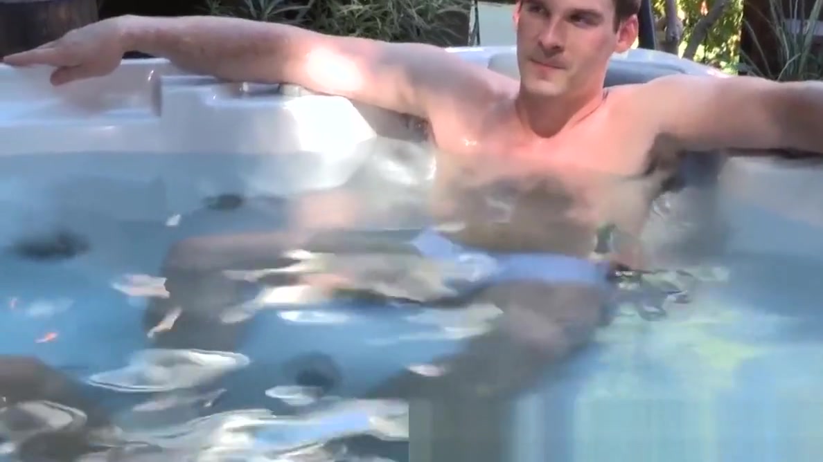 FalconStudios HotTub Suck and Hard Fuck
