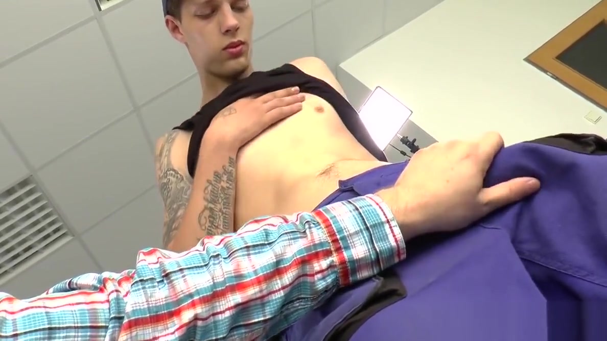 Handjob Casting - Huge Cock