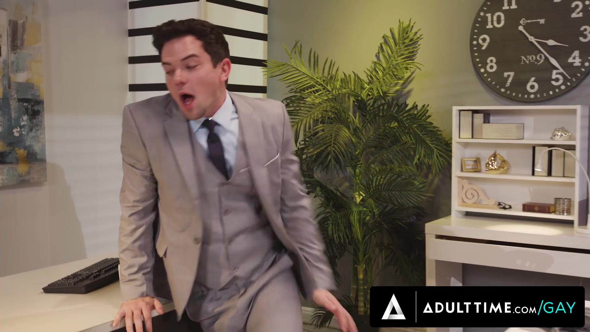 ADULT TIME - Zario Travezz CAUGHT His Hunk Boss Dakota Payne Barebacking Jkab Ethan Dale At Work!