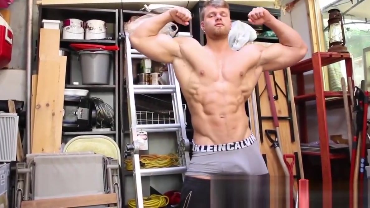 Maskurbate Brad In The Shed