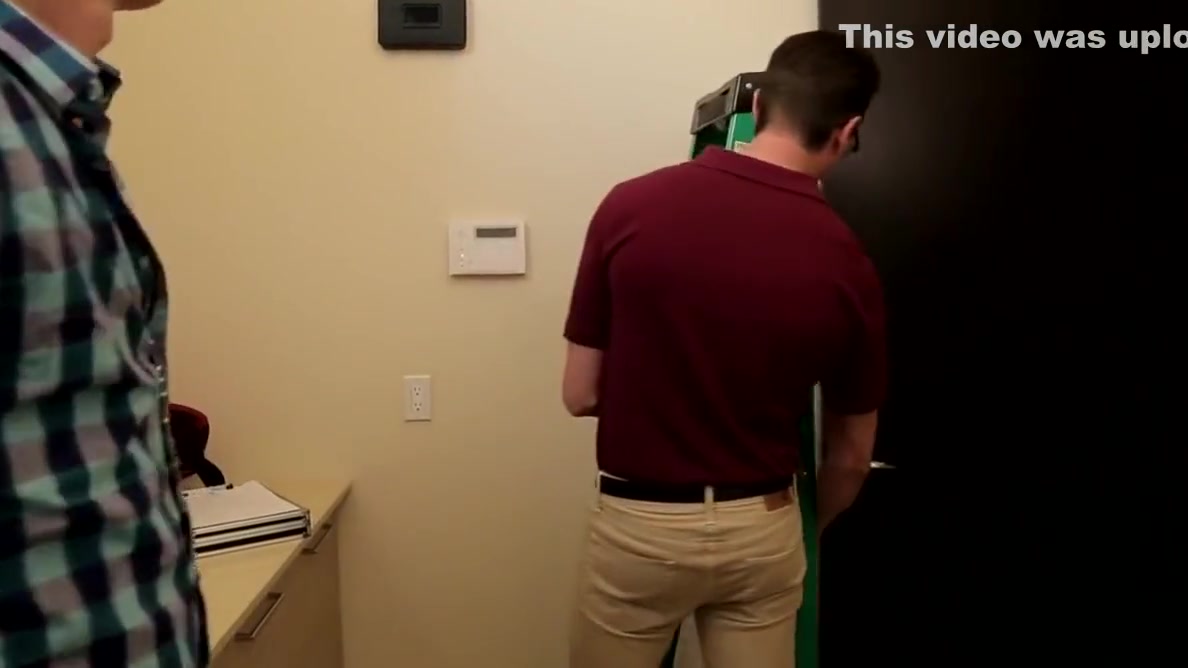 NextDoorRaw Barebacking The Technician