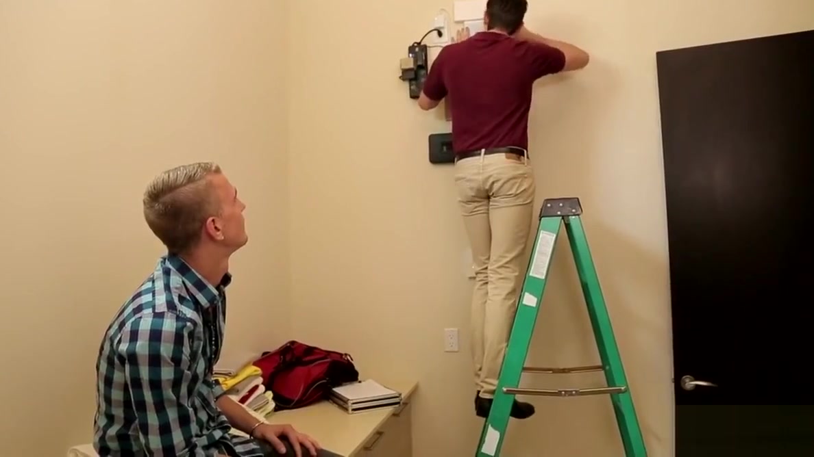 NextDoorRaw Barebacking The Technician