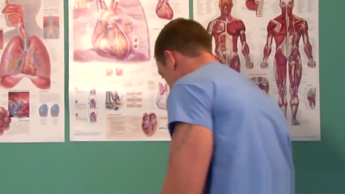 Gaybait patient bottoms for hunky doctor