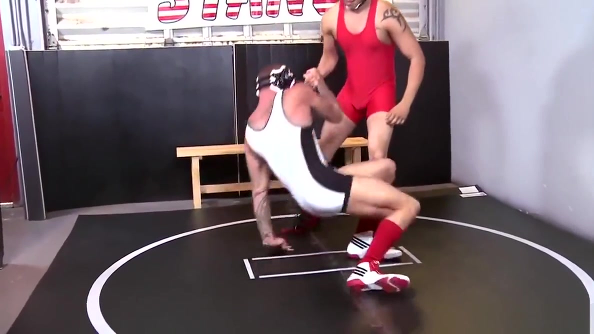 Men Over 30 Dicks Cocks Rubbing During Wrestling