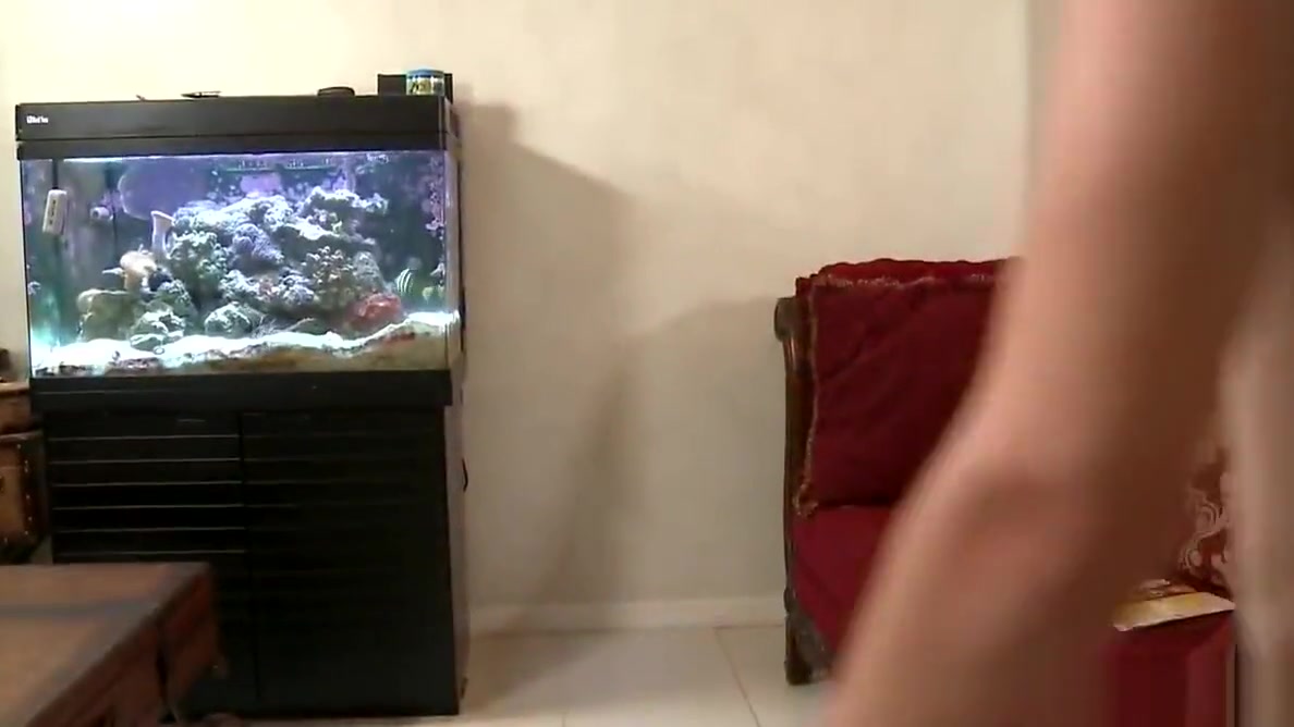 Extra Big Dicks Fucking The Delivery Man With My Huge Cock