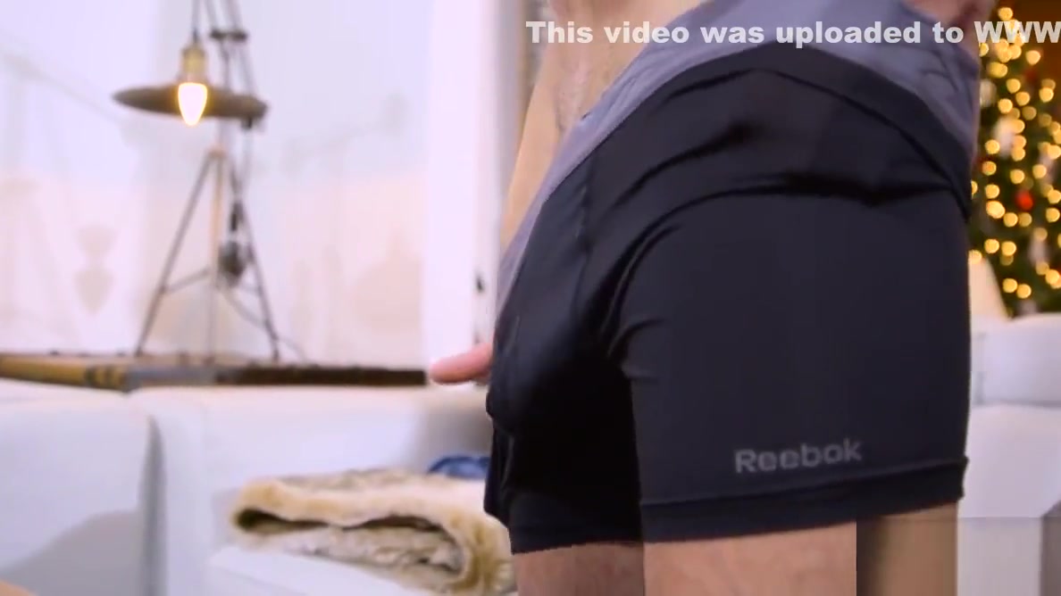 Maskurbate Strip Poker With ZACK