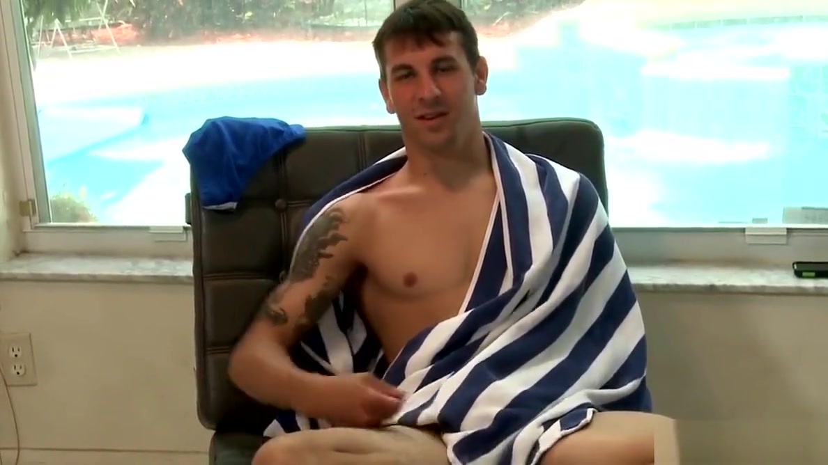 Extra Big Dicks Presenting Hung Scotty Cage
