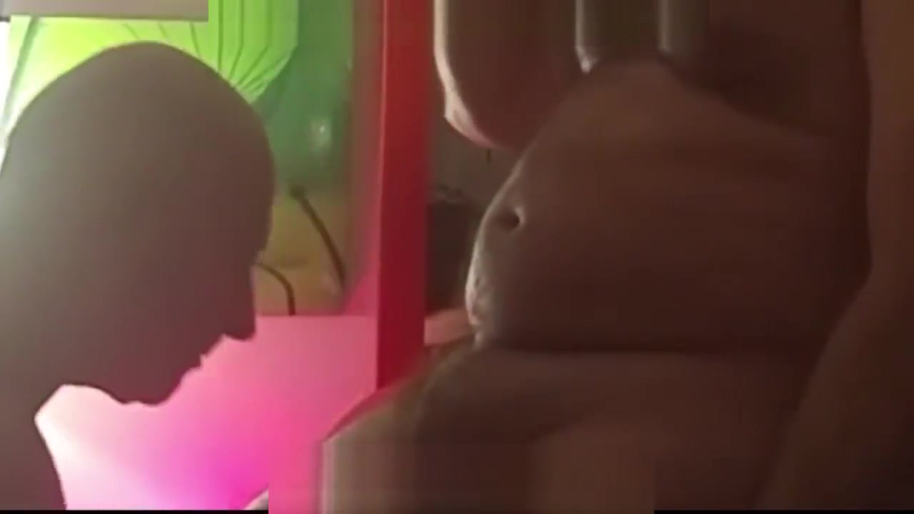 CHEST MASSAGE BEAR MAN