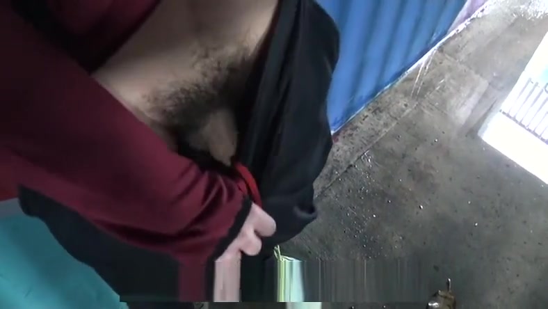 LatinLeche - Straight Dudes Jerk Off With Each Other