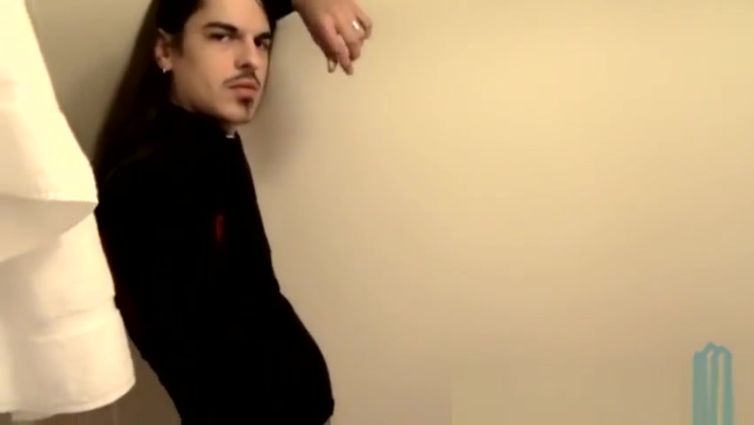 Hairy male anal fist and penis fisting men