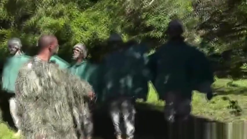 Amateur army muscle banged outdoors
