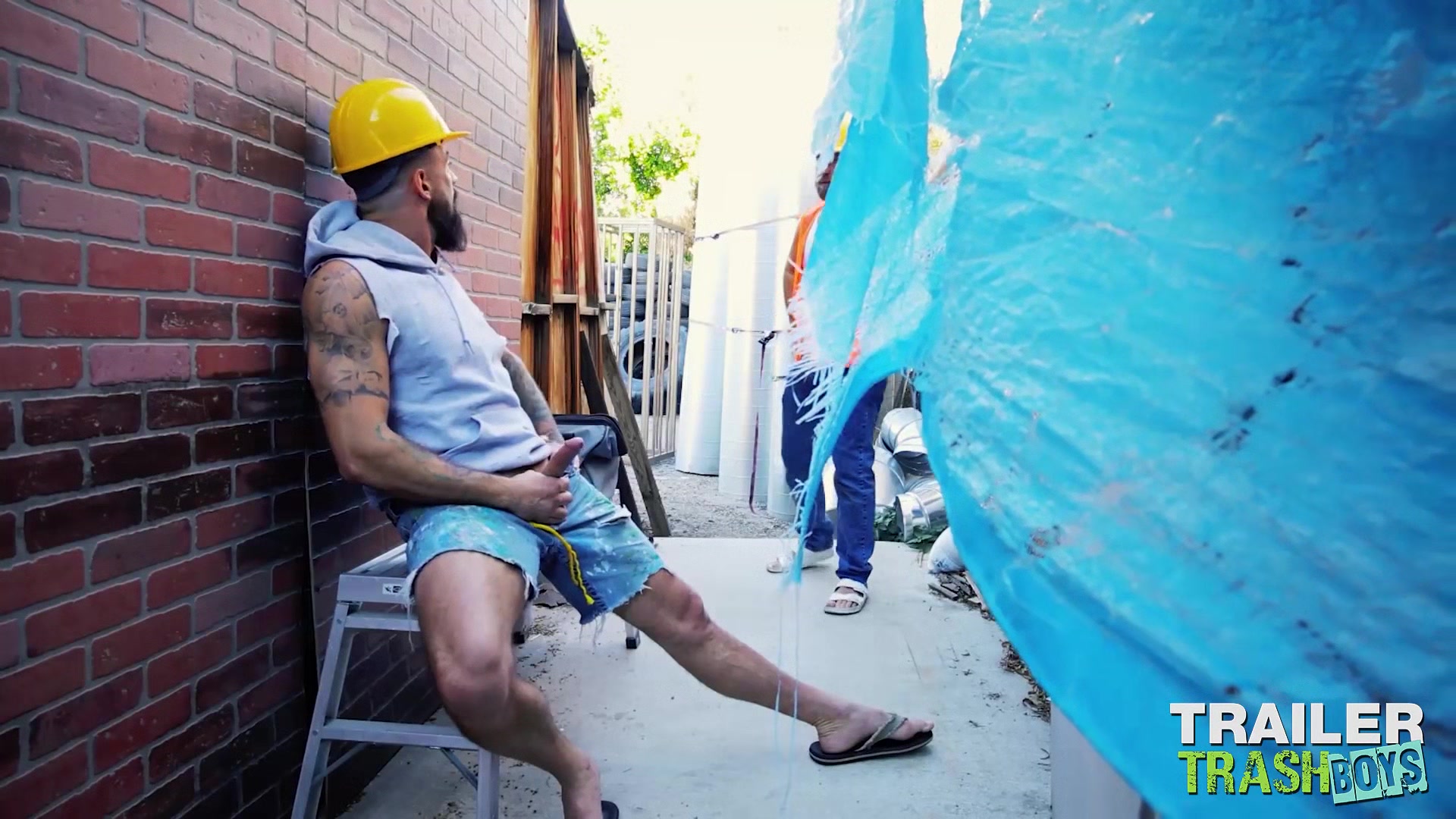TRAILERTRASHBOYS Hunks Alpha Wolfe And Joel Someone Bareback