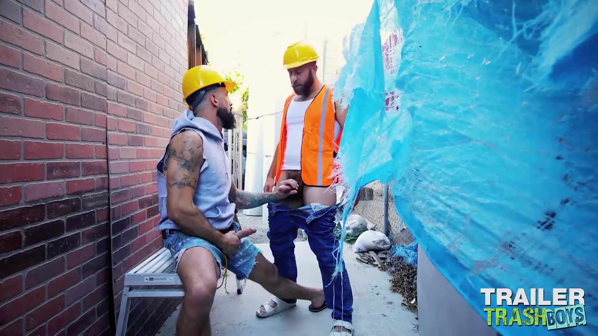 TRAILERTRASHBOYS Hunks Alpha Wolfe And Joel Someone Bareback