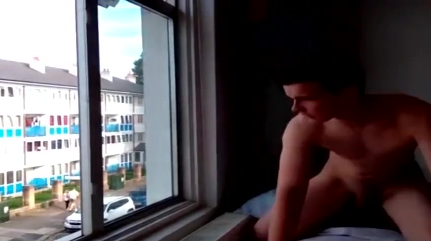 Kinky Window Jerk 105