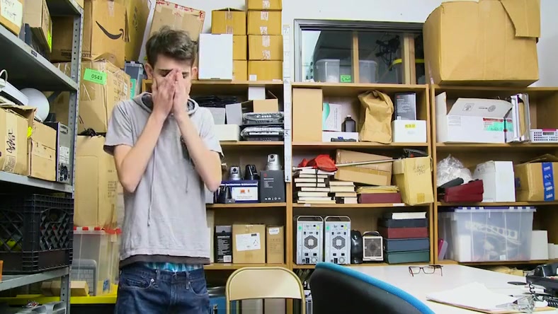 YoungPerps - Nerdy Twink Railed Out By A Security Guard