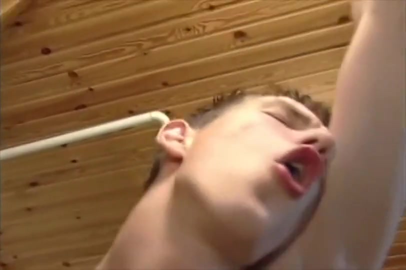Hardcore Sex In The Shower