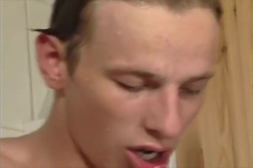 Hardcore Sex In The Shower