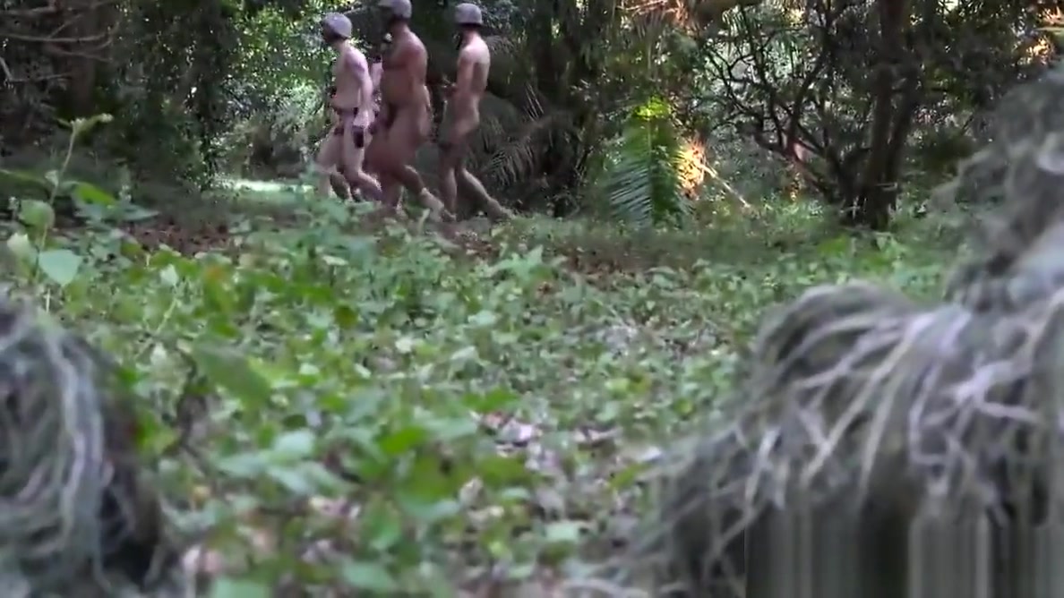 Amateur army muscle banged outdoors