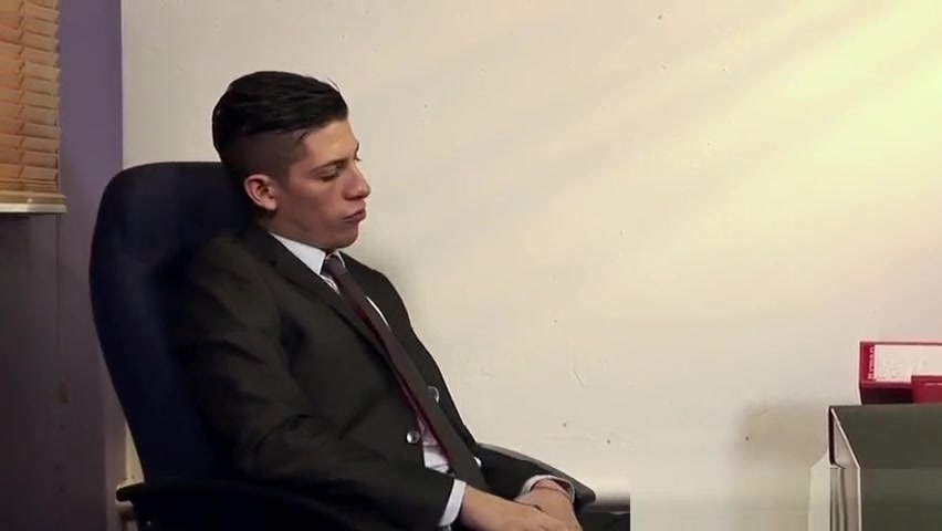 Solo brit chav wanking in the office
