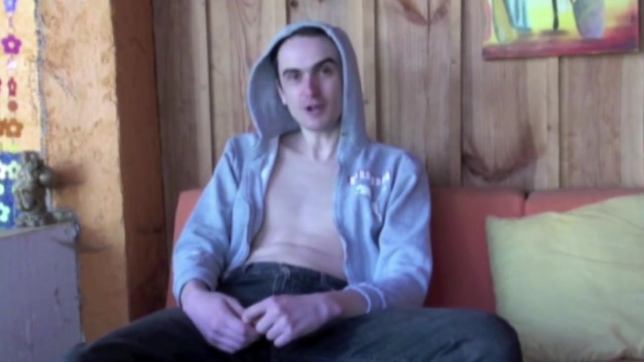 French slut fucked by XXL cock of a surfer - CrunchBoy