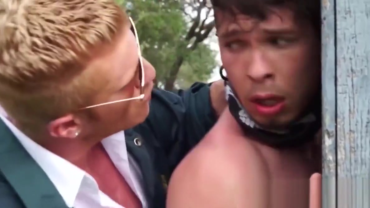 Young gay roughly ass fucked by muscular blond officer
