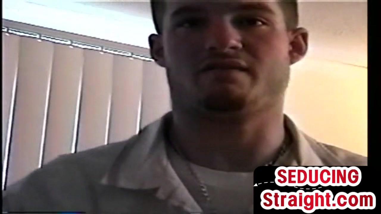 Inked hairy str8 fellow sucked and wanked by experienced gay