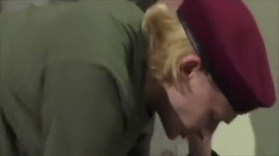 Military Boys Have Bb Sex In The Lockerroom
