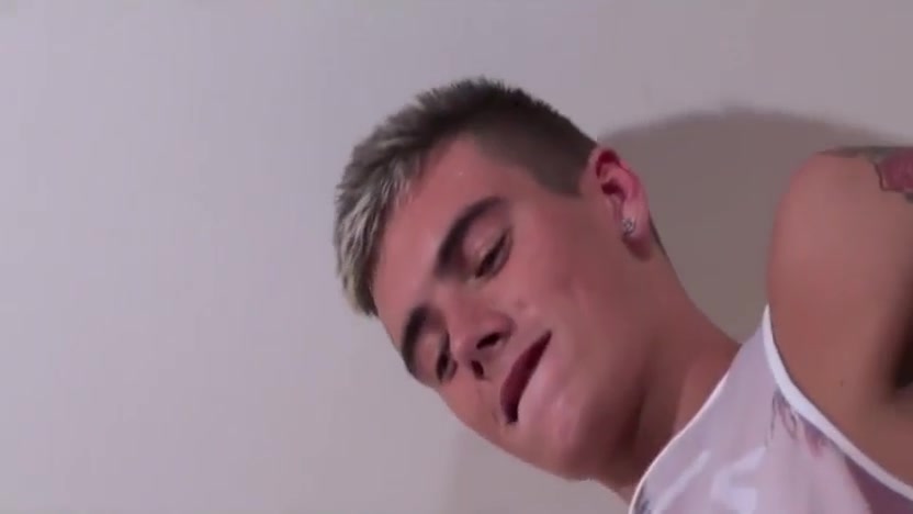 Sexy Kinky Twinks Have Sex