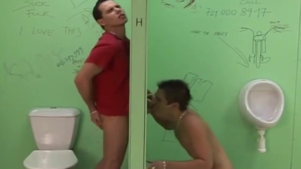 Gloryhole Toilet Bareback Sex