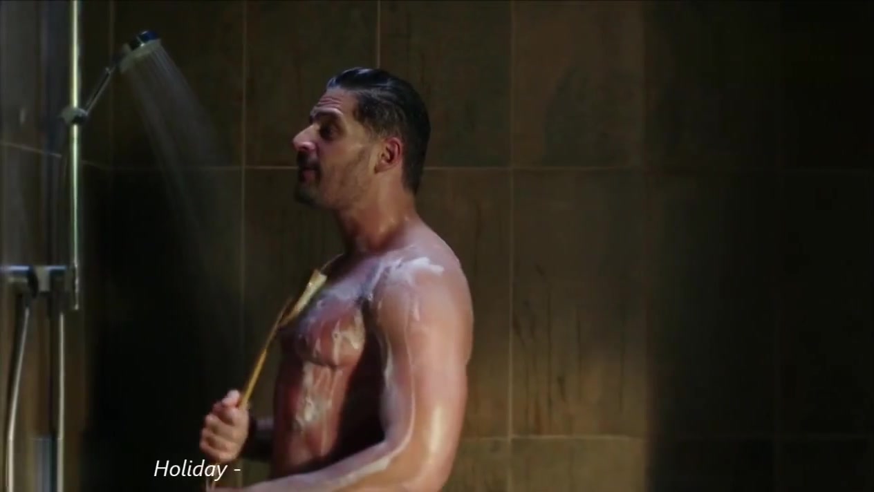 Men's shower room : singing with buddies in movies (funny compil)