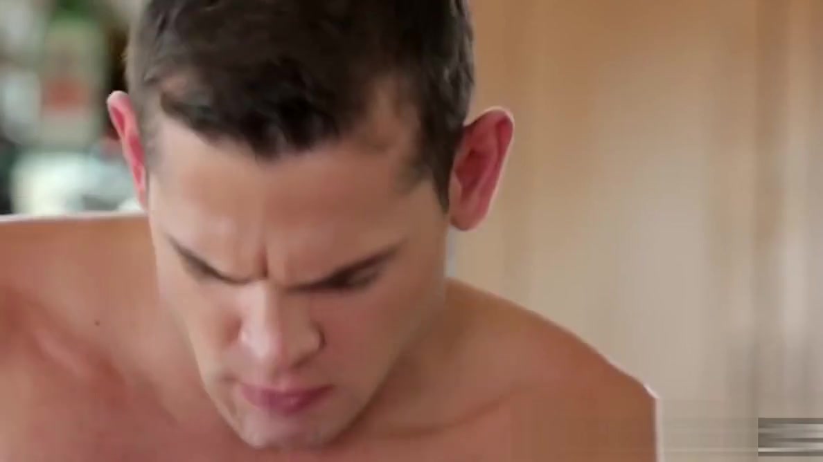 Hot brunette Wolfie Blue and Luke Milan massage session