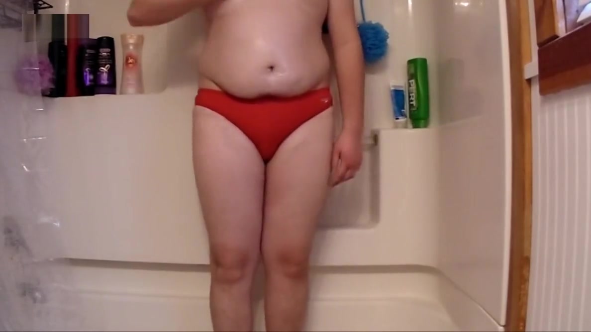 Chub showers in speedo again