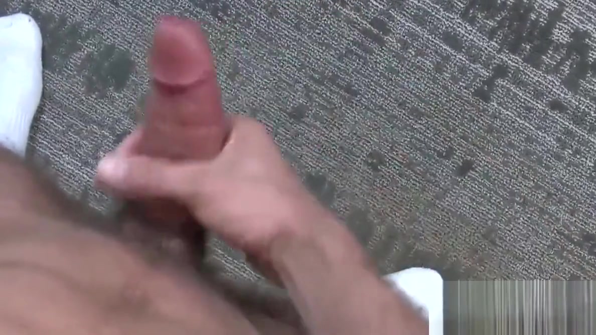 Sexy army dude Craig Cameron wanking his fat stiff pole