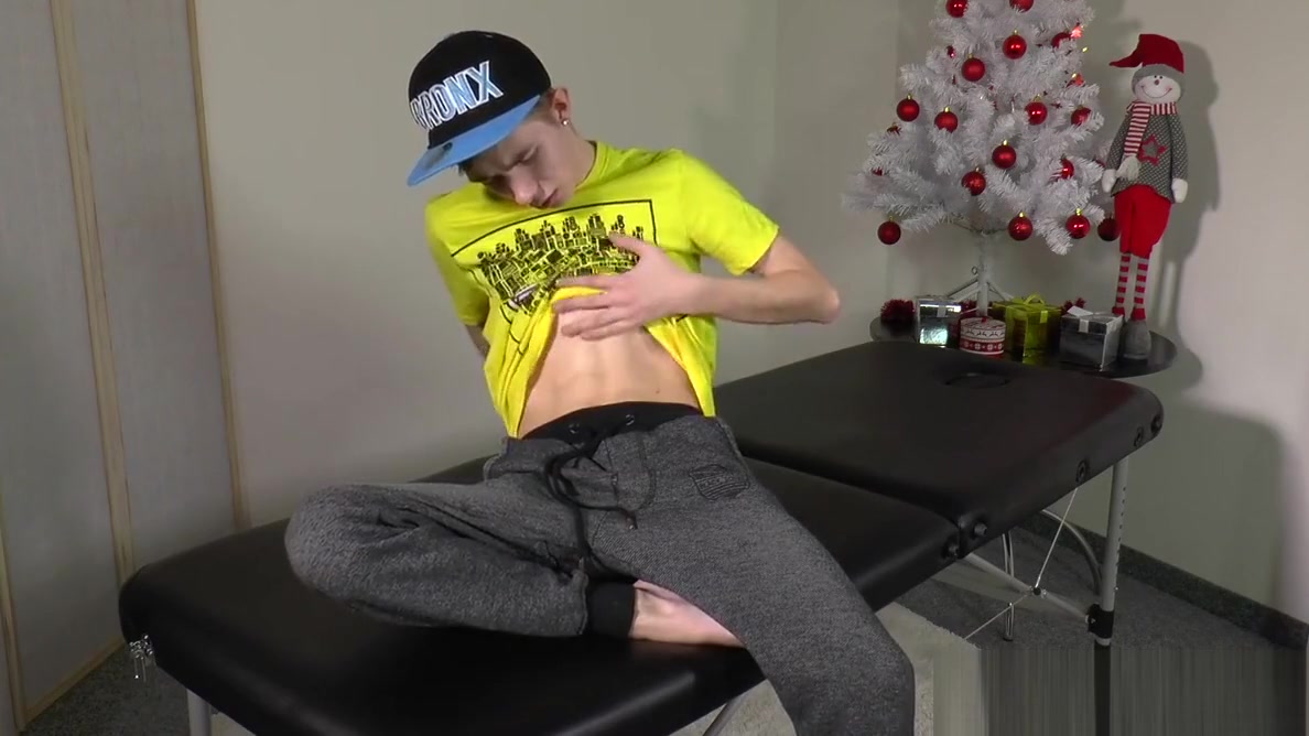 Straight Boy - Handjob Casting