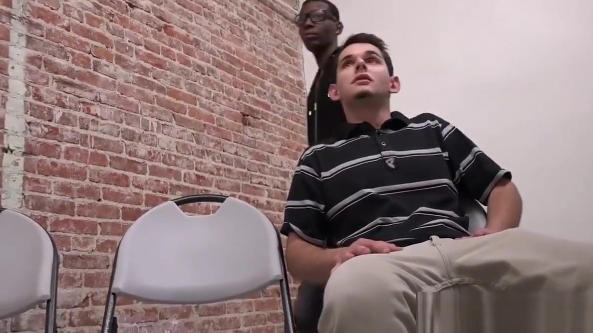 Mike Ryder Goes Black At A Glory Hole