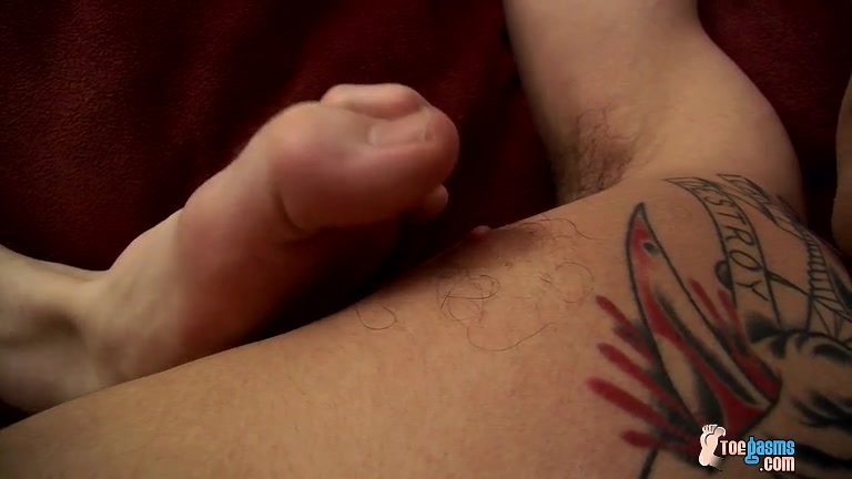 A Well Rewarded Foot Wank - Bryce Corbin And Chris Porter