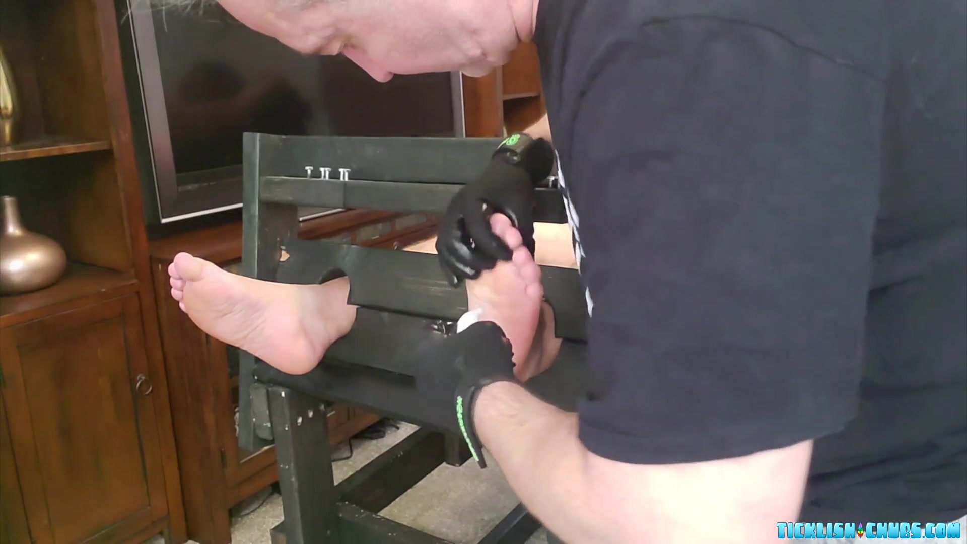 The Tickle Monster Has Tickle Gloves! - Tickle Monster & Matt